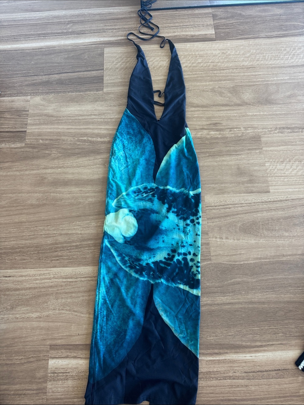 Stunning Murci Halter Maxi Dress size 2